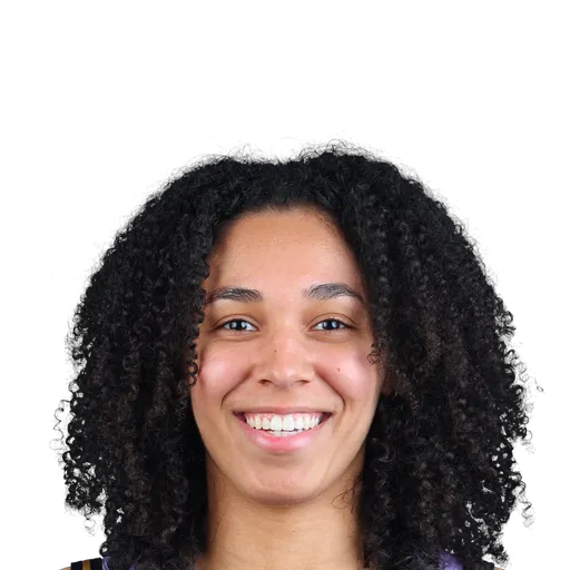 Janelle Salaün portrait