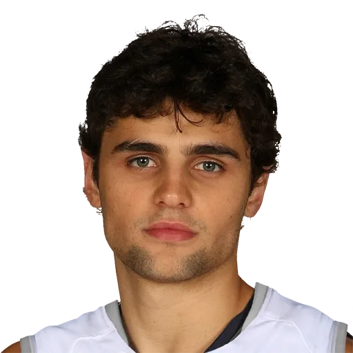 Raul Neto portrait