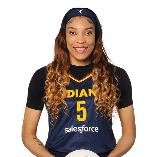 Victaria Saxton portrait